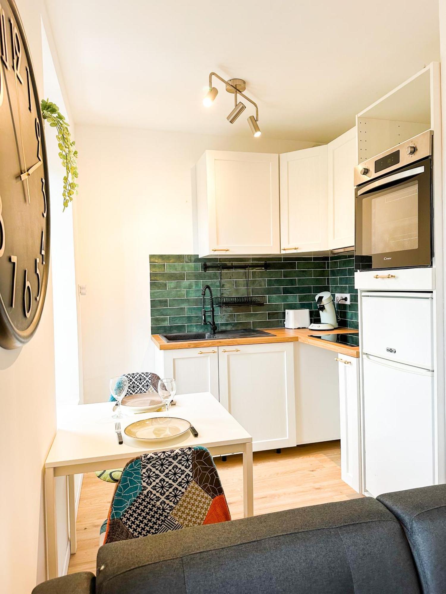 New: Agreable & Lumineux *Gare* Apartment Guingamp Bagian luar foto