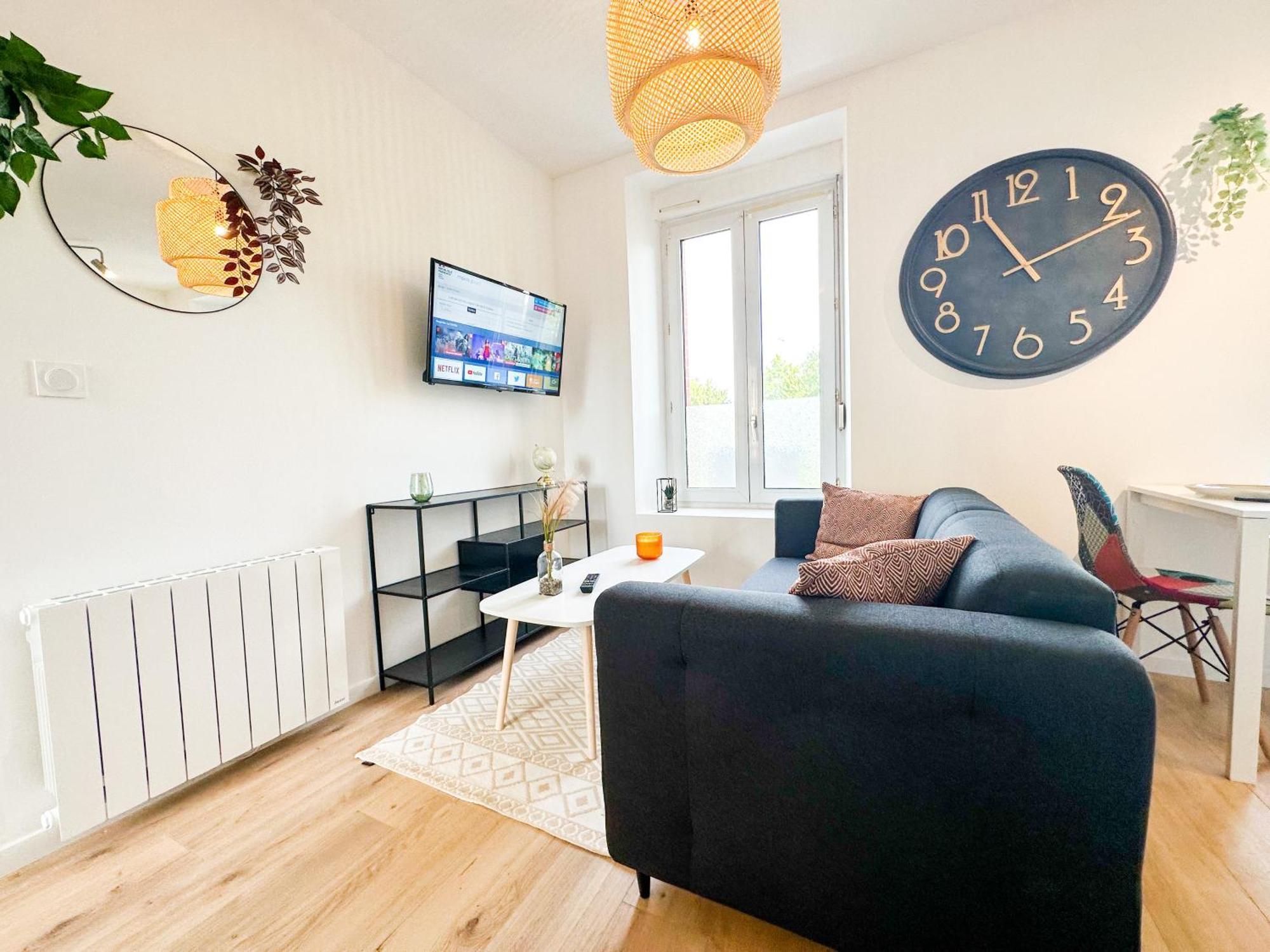 New: Agreable & Lumineux *Gare* Apartment Guingamp Bagian luar foto